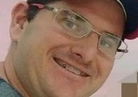 Pesquisador do Datafolha leva chutes e socos de bolsonarista em SP