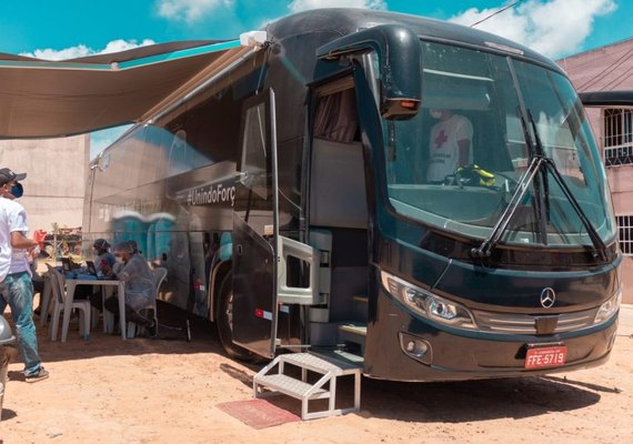 Ônibus da Vacina atende população no bairro Cidade Universitária nesta sexta-feira (11)