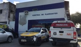 Motorista embriagado atropela uma pessoa e tenta fugir do local