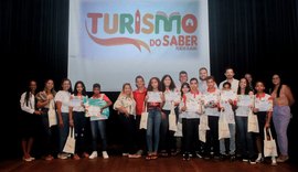 Primeira edição do Projeto Turismo do Saber premia estudantes de Penedo