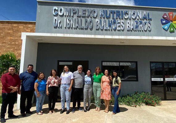 Secretárias conhecem Casa do Empreendedor e Complexo Nutricional de Santana do Ipanema