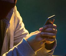 Levantamento aponta 173 vítimas de deepfakes sexuais em escolas brasileiras