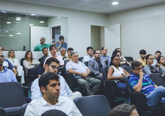 Antoinette Musilek participa de palestra em Alagoas