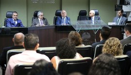 TJ lança programa que encaminha réus a Alcoólicos e Narcóticos Anônimos participam de programa com réus