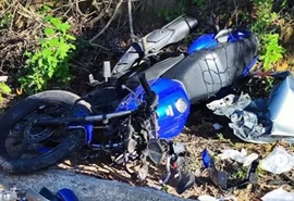 Grave colisão entre moto e carro deixa dois feridos em Coruripe