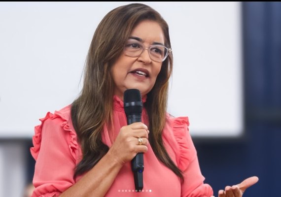 Médica e evangélica: senadora vai à reeleição e embola jogo em AL