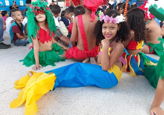 Escola Dom Helder comemora o Dia do Folclore