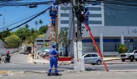 Ilumina retira mais de 300 toneladas de fios abandonados em Maceió