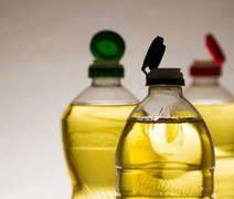 Cooperativas de Maceió transformam óleo de cozinho usado em sabão
