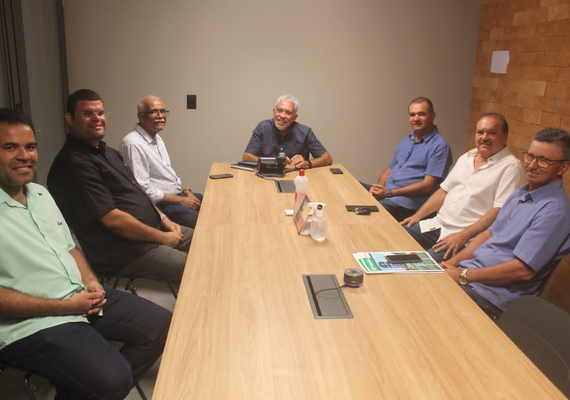 Cooperativa Pindorama doa casa à Paróquia local