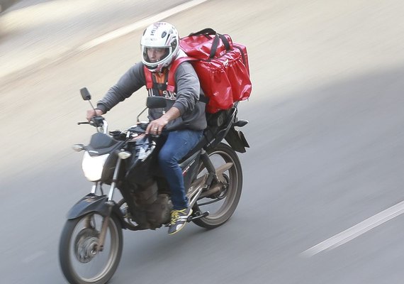 Supremo retoma julgamento sobre vínculo trabalhista de motoristas de aplicativo