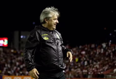 CSA intensifica conversas com Gilson Kleina e espera definição rápida