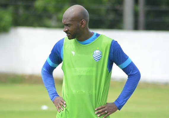 Zagueiro Leandro Souza está de saída para o Cuiabá