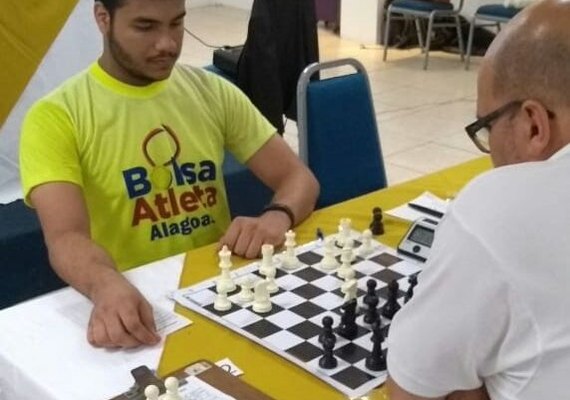 Arapiraquense de 18 anos torna-se o primeiro Mestre de Xadrez em AL