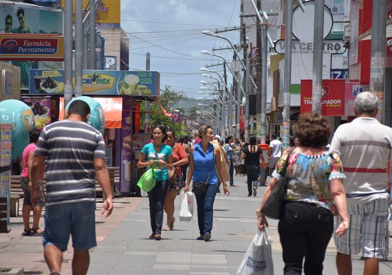 Feriados devem causar prejuízo no Comércio e Serviços