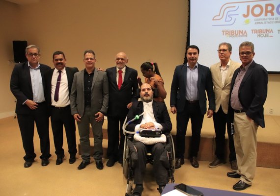 Candidato a deputado federal Dr. Hemerson Casado participa de Seminário de Convergência