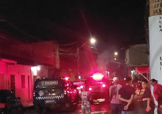 Homem mata sogro e tenta assassinar companheira em AL