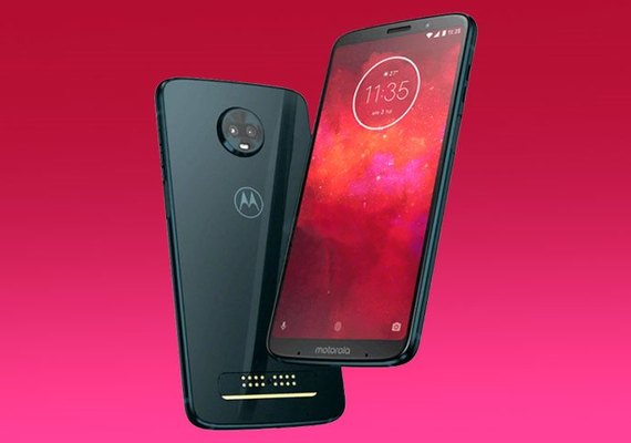 Moto Z3 Play ganha tela de 6 polegadas e modo retrato