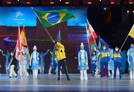 Paralimpíada de Inverno chega ao fim; China lidera o quadro de medalhas