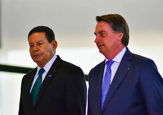 Mourão diz que iriam ‘jogar pedra’ em Bolsonaro caso ele fosse à COP26
