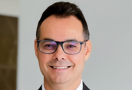 Professor de Direito da Ufal é semifinalista do Prêmio Jabuti