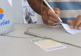 Mega-Sena acumula e pode pagar R$ 5,5 milhões na quarta-feira