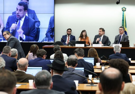 Boulos critica compensação a empresas pelo fim da escala 6x1
