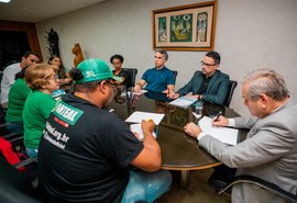 Governo discute fim da greve com Sinteal e cria grupo para tratar reivindicações