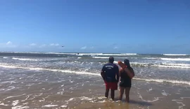 Criança de 6 anos desaparece após se afogar na Praia do Pontal do Peba
