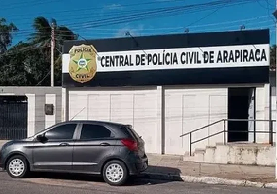 Mulher pede socorro por celular após ser mantida em cárcere privado em Arapiraca