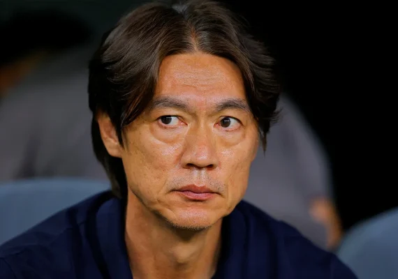 Ex-técnico da Coreia do Sul deixa o país após ser ameaçado de morte