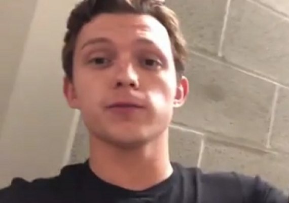 Tom Holland revela o título do novo filme do Homem-Aranha
