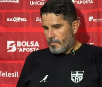 Eduardo Barroca recebe respaldo da diretoria do CRB e admite fase difícil