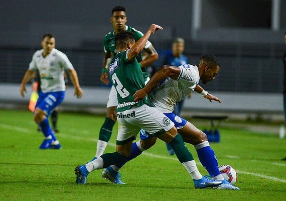 Campeonato Brasileiro: CSA perde para o Goiás na estreia do técnico Ney Franco