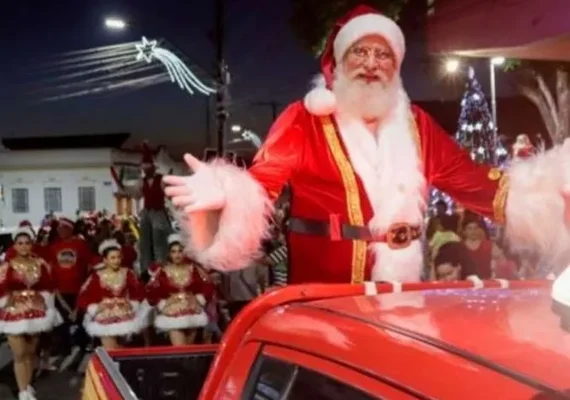 Parada Natalina de Palmeira acontece nesta terça (12); papai Noel também desfila pelas ruas da cidade