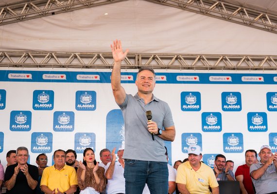 Renan Filho critica PSDB e promete dar sequência ao ciclo iniciado em 2015