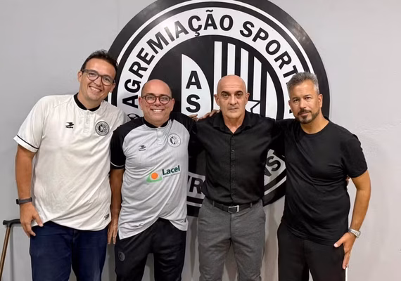 ASA anuncia Itamar Schülle como novo técnico após saída do CSA