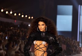 Primeira alagoana, Paula Soares estreia no retorno do Victoria’s Secret Fashion Show