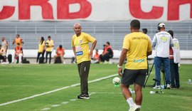 CSE troca comando técnico após derrota no Campeonato Alagoano; Leandro Campos assume equipe