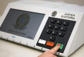 Pesquisa aponta favoritos na eleição de prefeito em Maceió