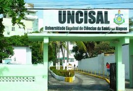 Uncisal oferece cursos e oficinas para a terceira idade, em Maceió