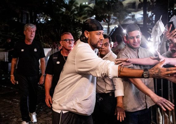 Neymar vai jogar contra o CRB? Saiba onde assistir e prováveis escalações do duelo entre Santos x Galo