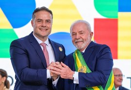 Lula e Renan Filho conectam programas de governo em ato