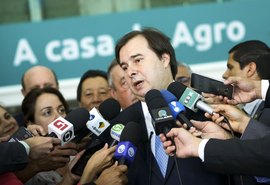 Rodrigo Maia que votar projetos ambientais