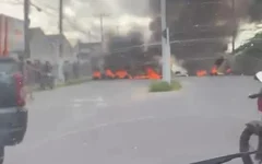 Protesto por falta de energia elétrica nesta segunda-feira (4)