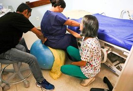 Regulamentação da profissão de doula amplia integração ao SUS