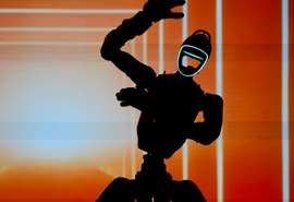 Japão aposta em robôs com inteligência artificial para reforçar defesa do país