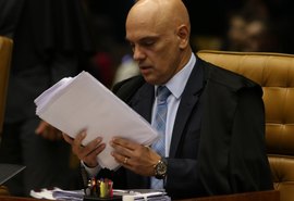 Para Moraes, mesmo com indulto presidencial deputado fica inelegível