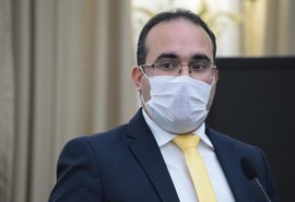 Deputado chama secretaria da Educação de ‘prepotente’ e a convoca para prestar esclarecimentos