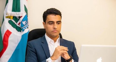 Diante de multidão de fiéis, Arcebispo Dom Beto anuncia Frei Gilson em Maceió, mas JHC 'passa em branco'